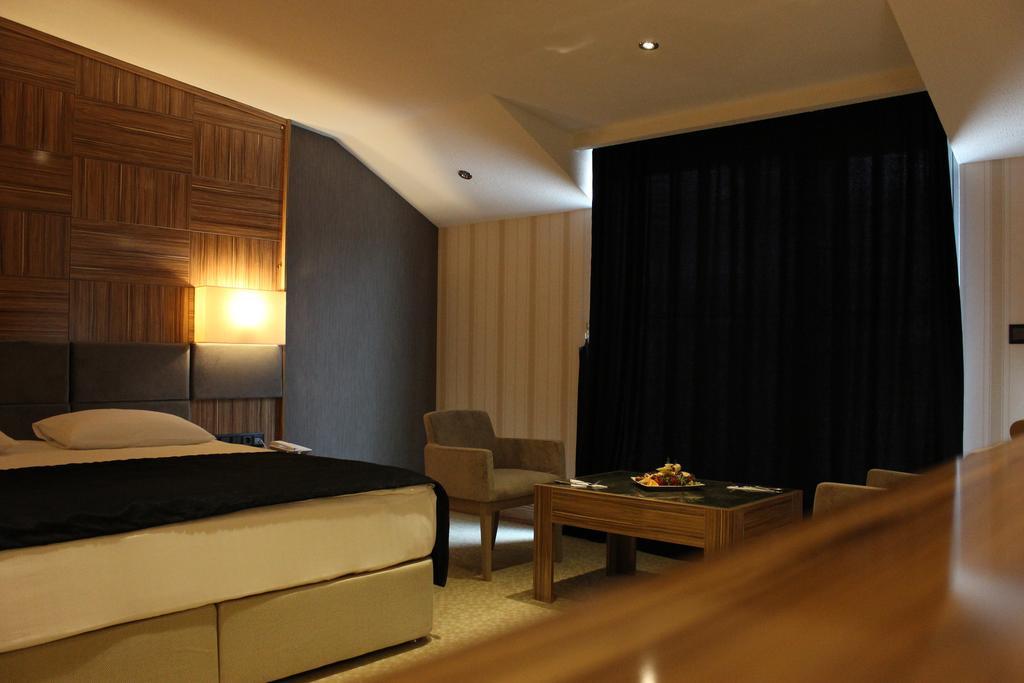 Neba Royal Hotel Samsun Szoba fotó