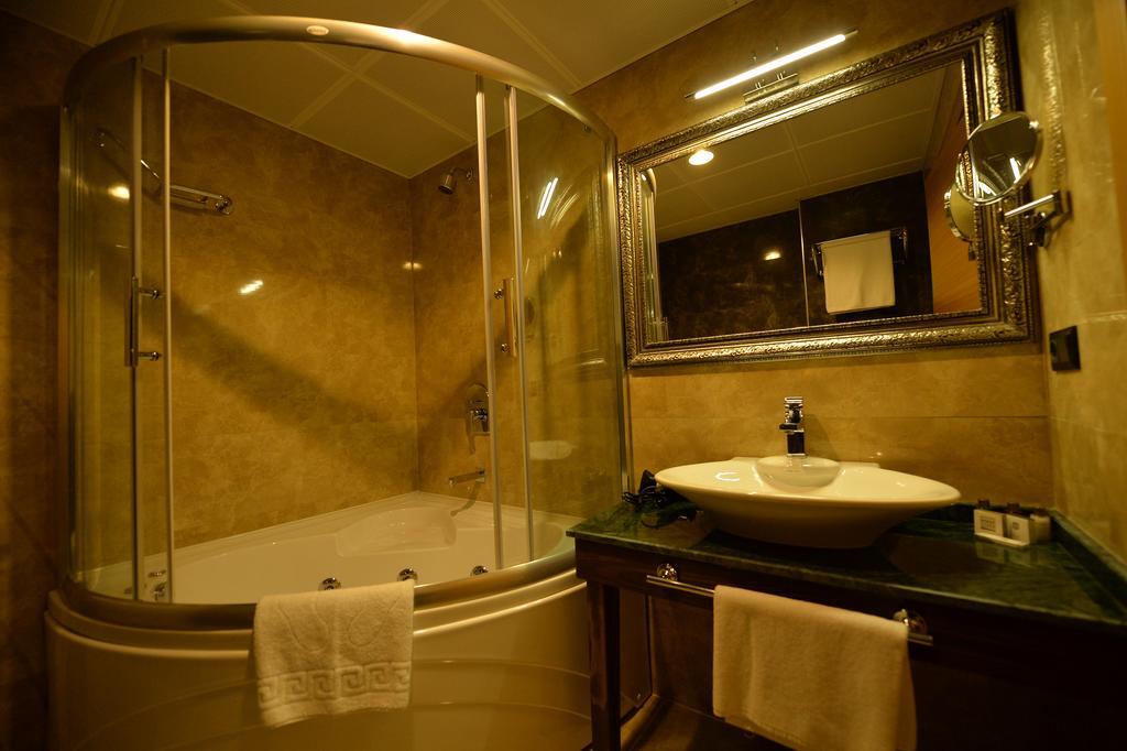 Neba Royal Hotel Samsun Szoba fotó